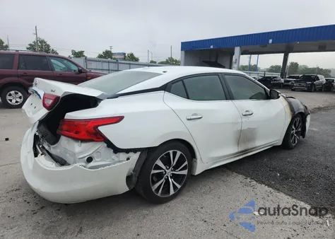 2017 Nissan Maxima 3.5S z USA, uszkodzony, nr VIN 1N4AA6AP0HC453518